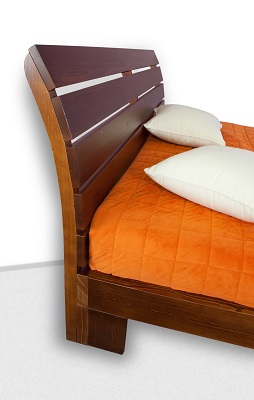 Manželská postel z masivu BLIXEM 
